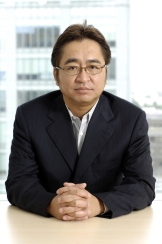 写真：代表取締役会長兼社長 白石 清